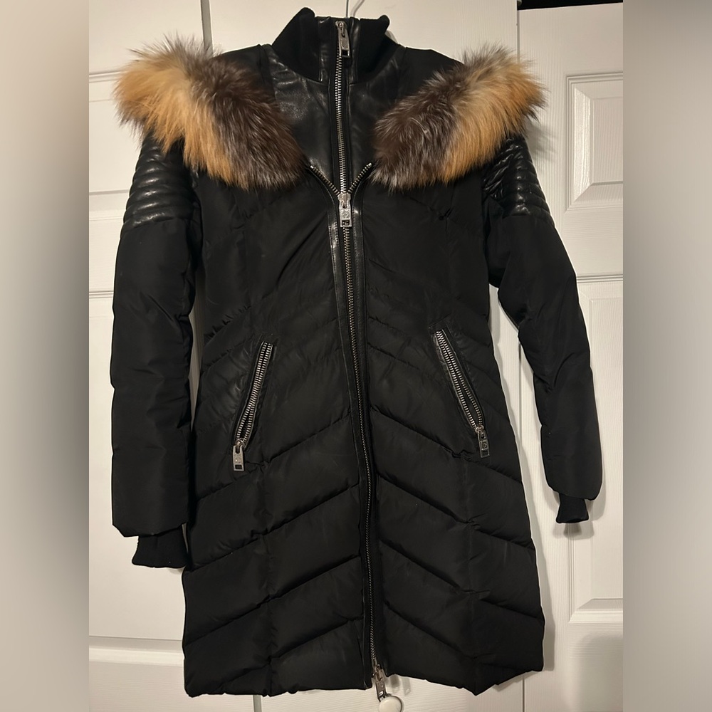 NB Series Nicole Benitsi Coat